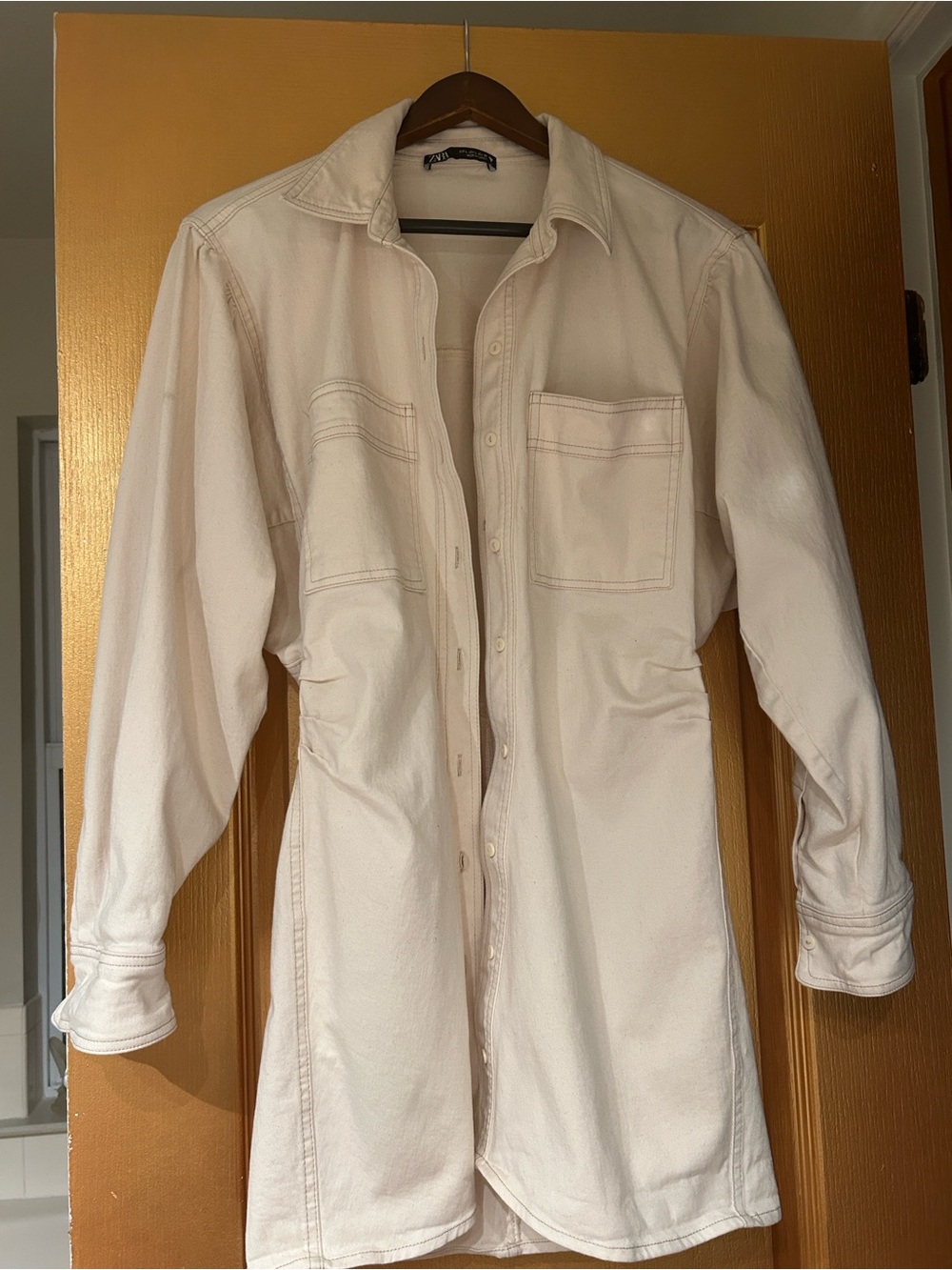 Zara Cream Button-Down Long Sleeve Shirt Jacket